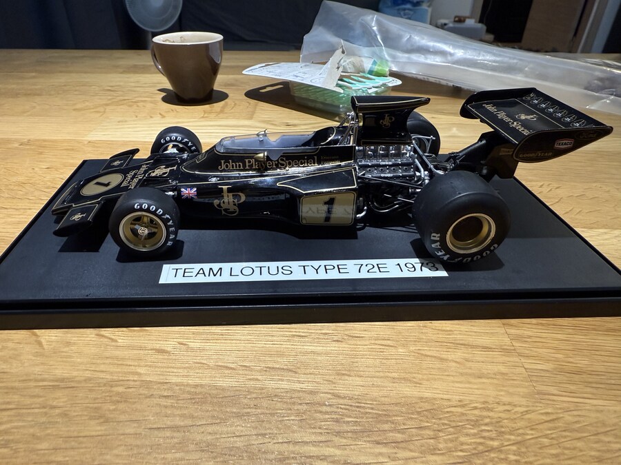 [Ebbro] 1/20 team Lotus type 72E_6.jpg