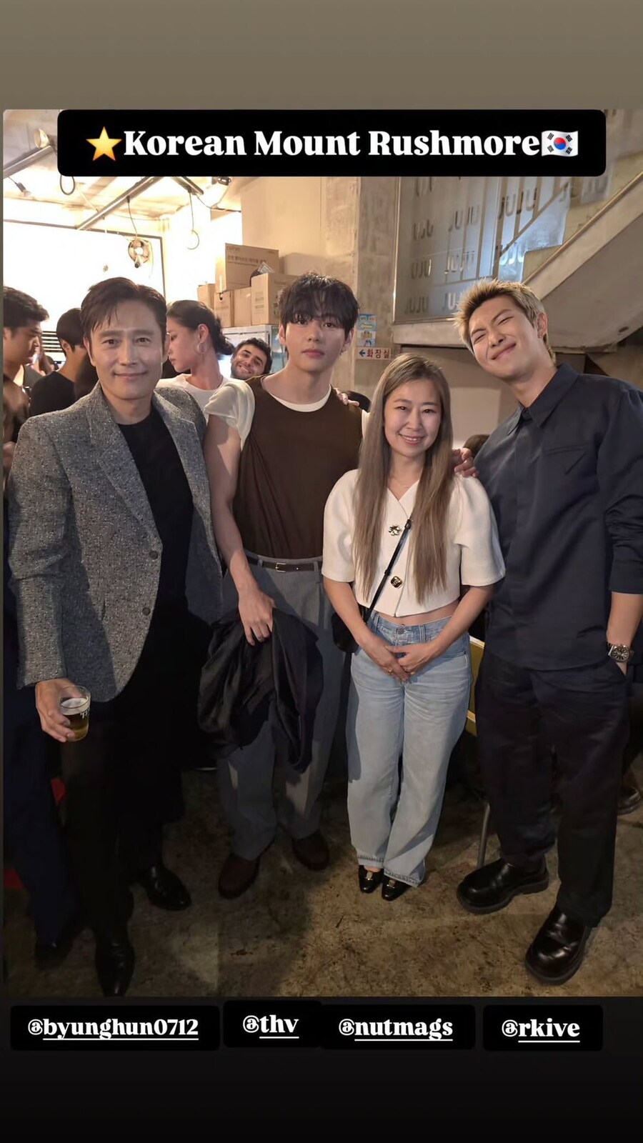 BTS,케데헌) 어쩔수가 없다 시사회장에서 만난 매기강 감독_1.jpg