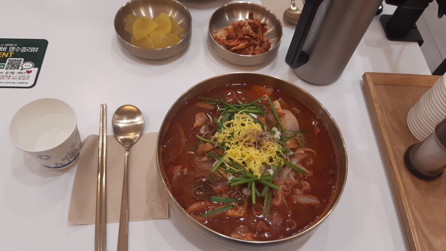 부챗살 육개장칼국수 (9월 24일)_1.jpg