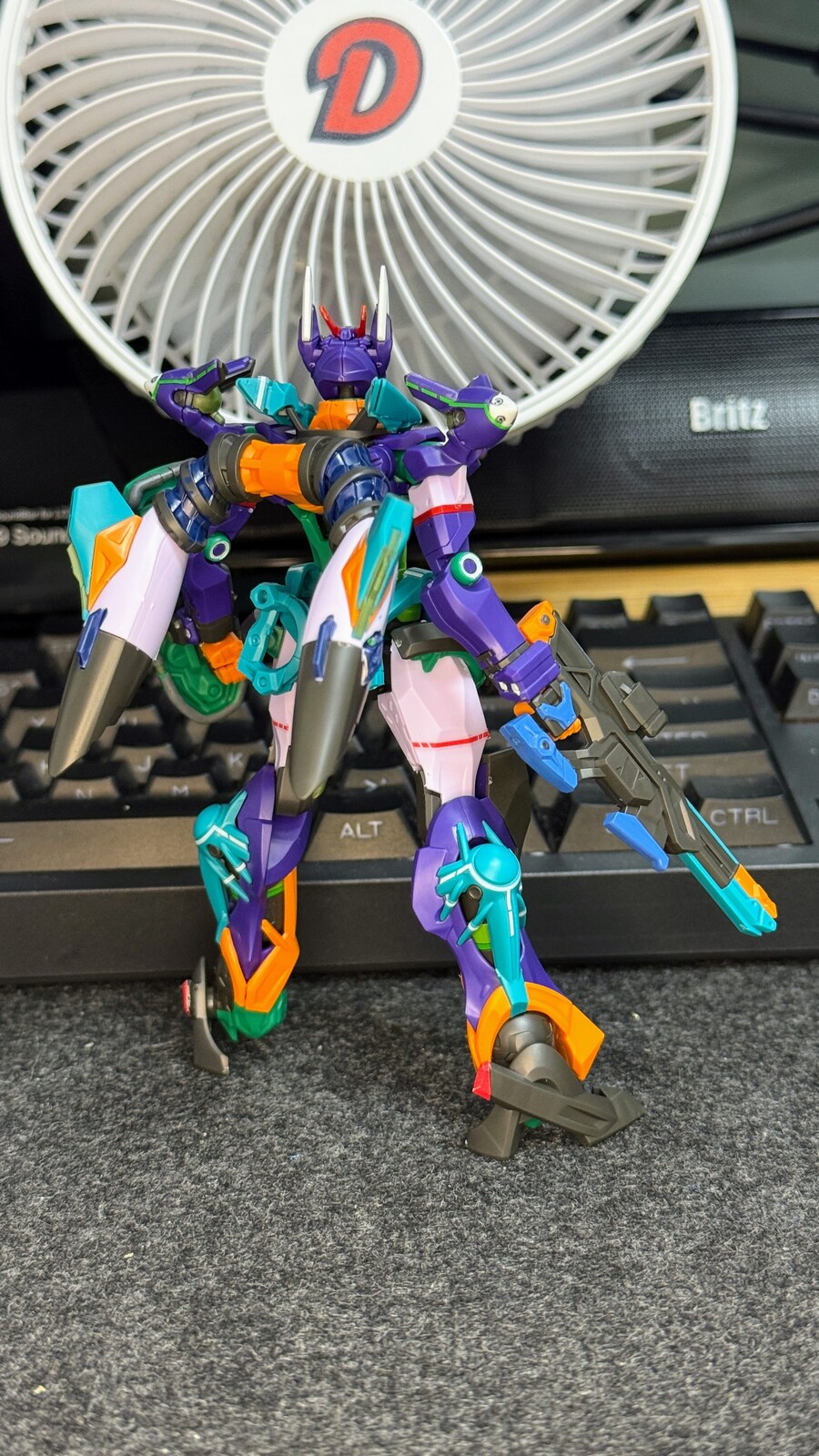 HGGQ 지프리드, HGUC 메드_2.jpg