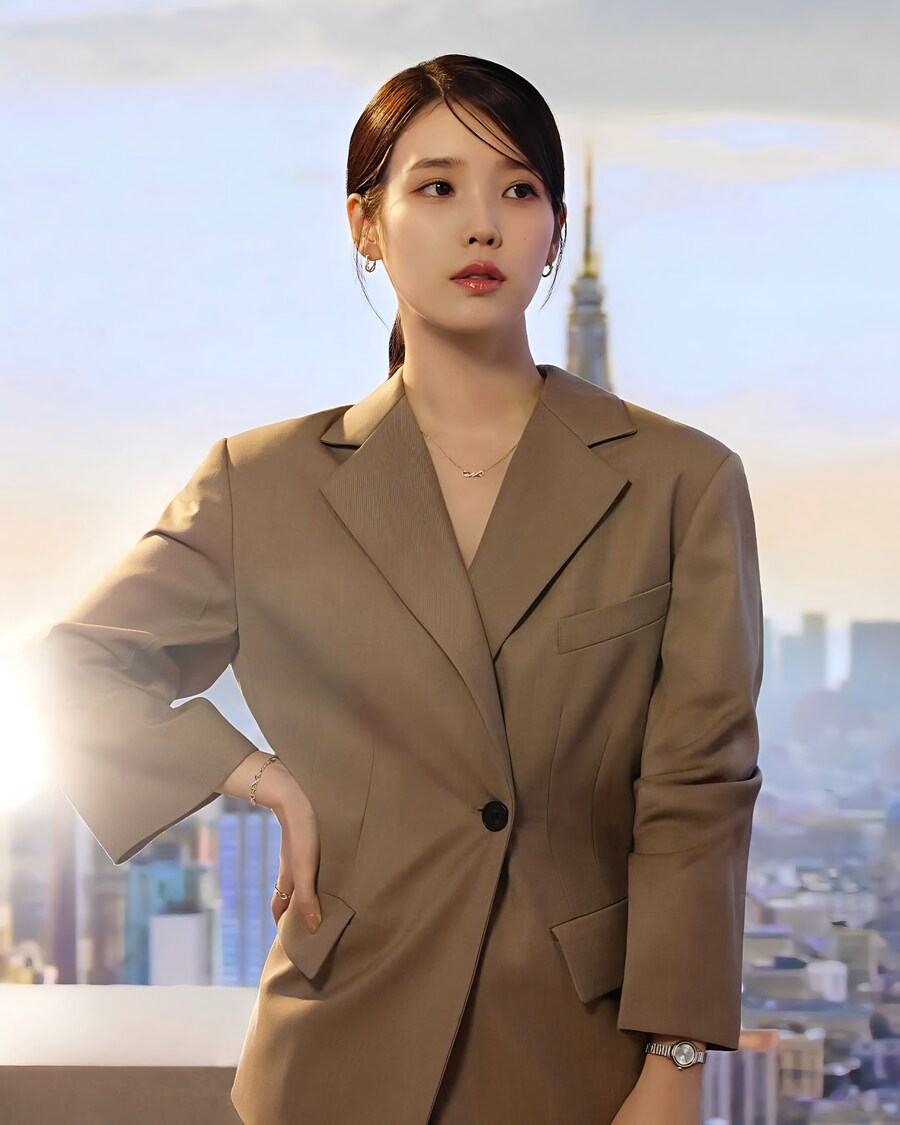 제이에스티나 2025 가을 화보_4.jpg