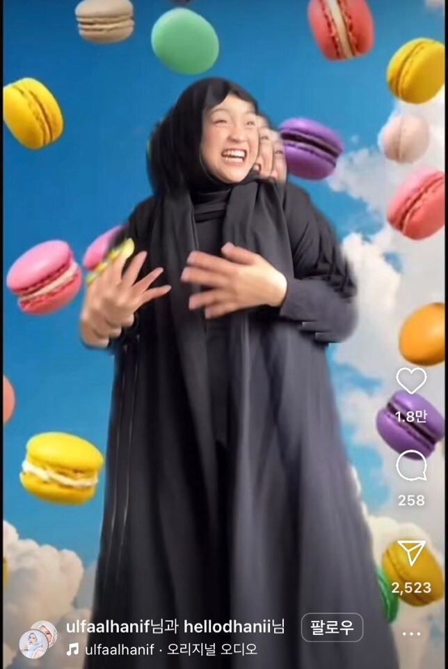 ??? : 김구 선생님.. 저희가 또 이상한걸 수출해버린것 같아요.._4.jpg