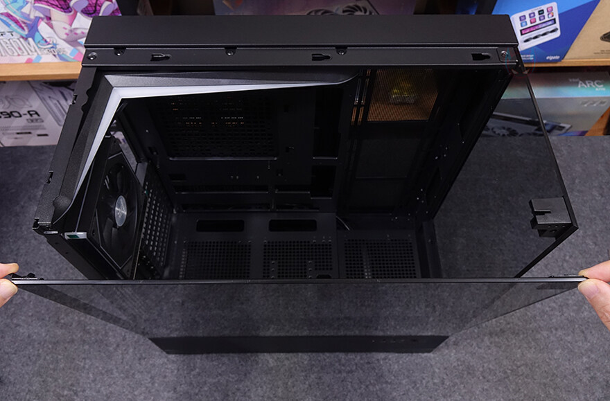 탁 트인 3면 파노라마 뷰 감성 PC케이스! 마이크로닉스 WIZMAX 루프탑_25.jpg
