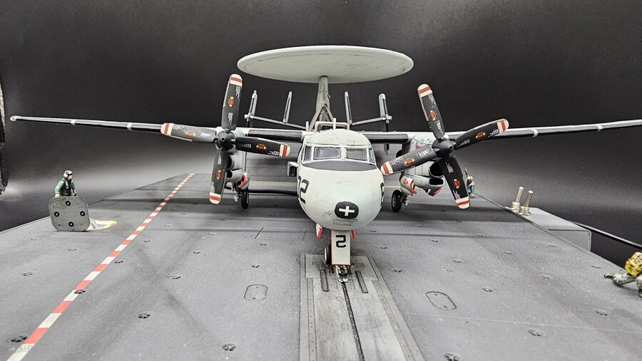 E-2C 호크아이 1/72 완성기_7.jpg