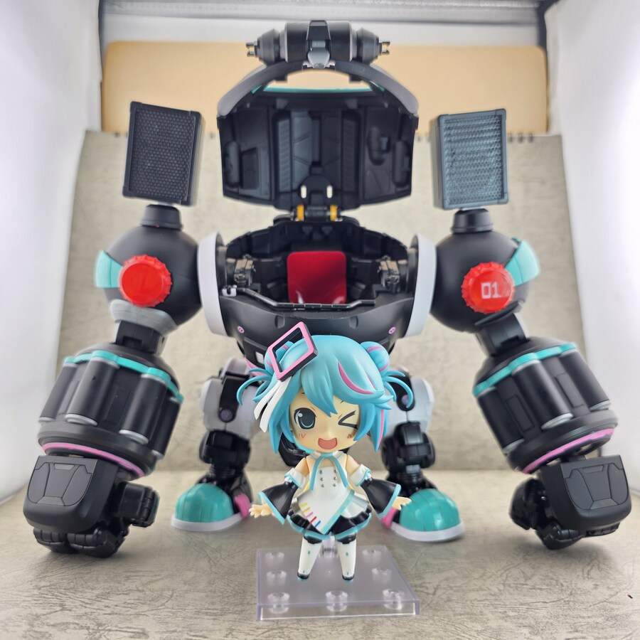 넨도로이드 하츠네 미쿠 전용 탈것_5.jpg