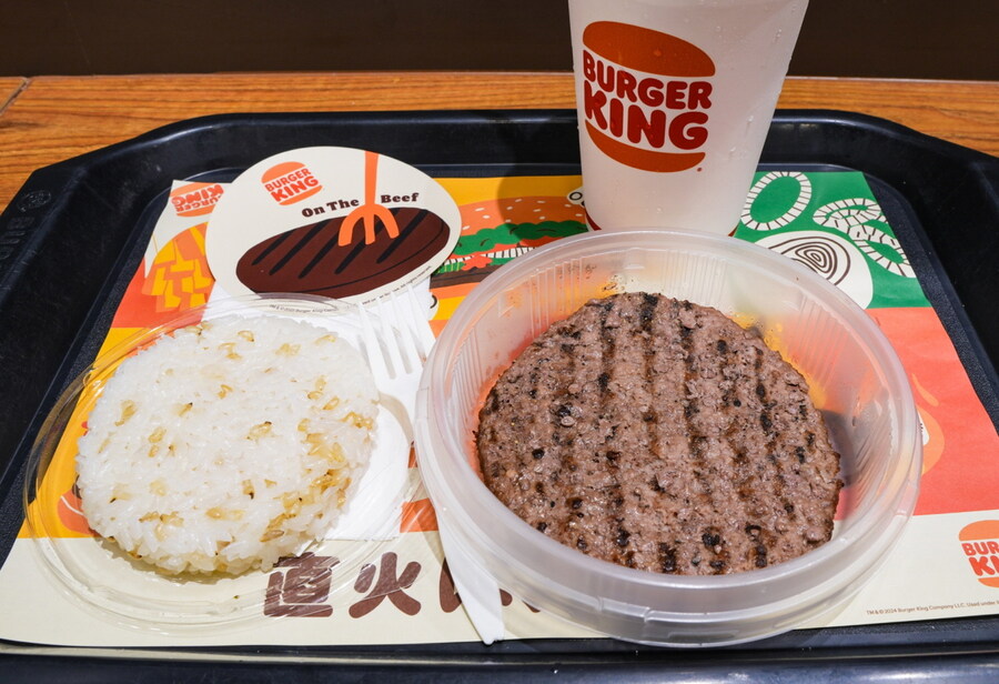 일본 버거킹 한정메뉴 - 라이스 온 더 비프_6.jpg