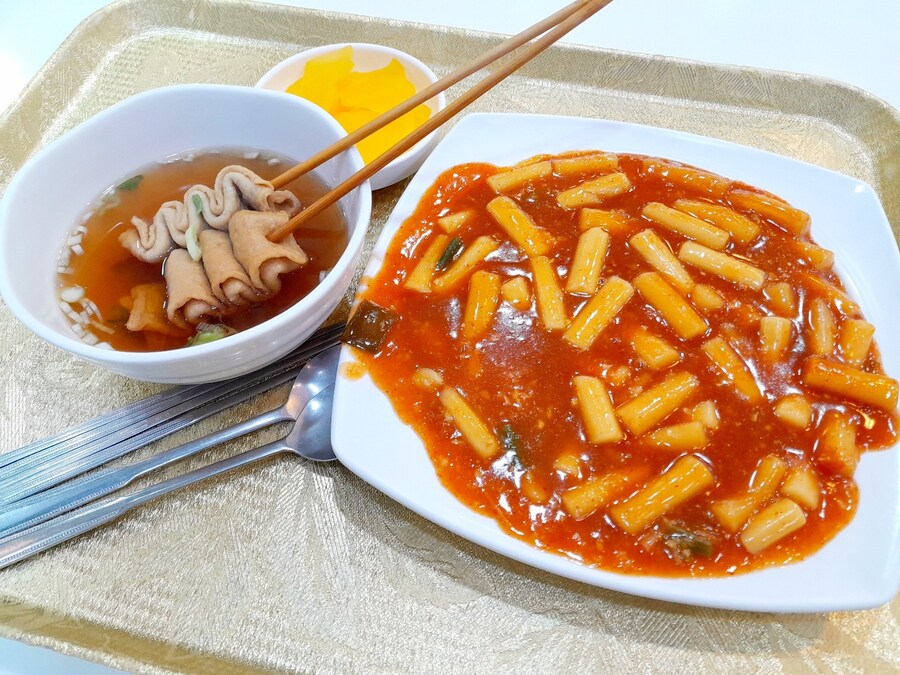 여고 앞 떡볶이집_4.jpg
