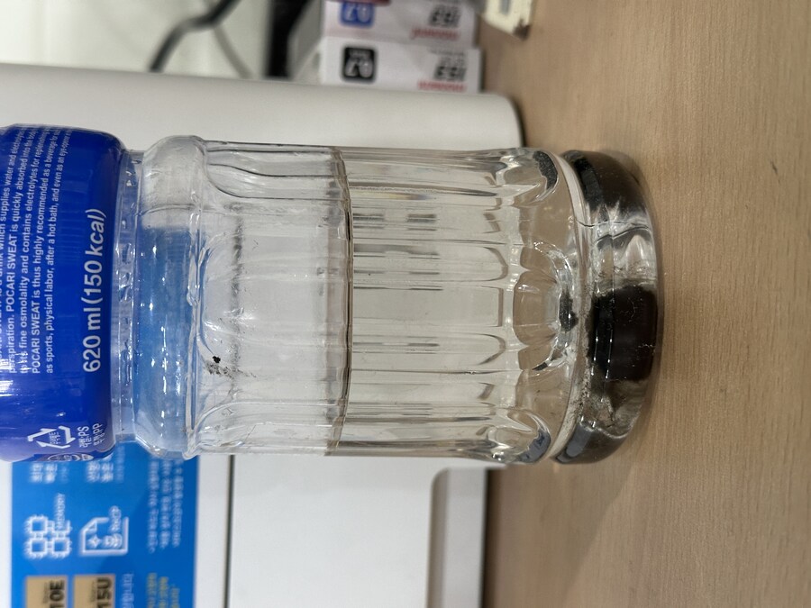 (혐) 처먹던 포카리 1년이상 방치하면 생기는 일_1.jpg