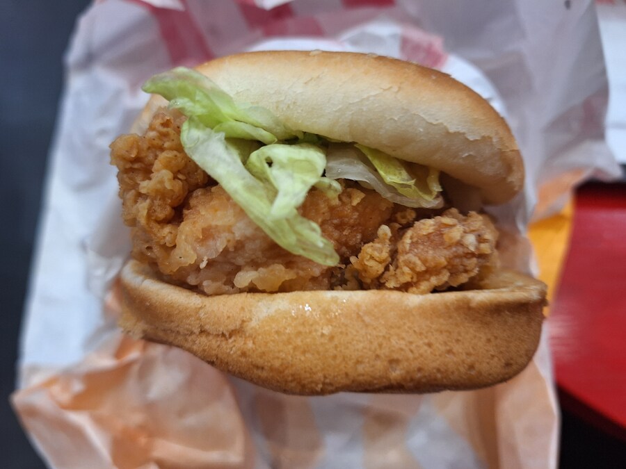 KFC 치르르 박스_3.jpg