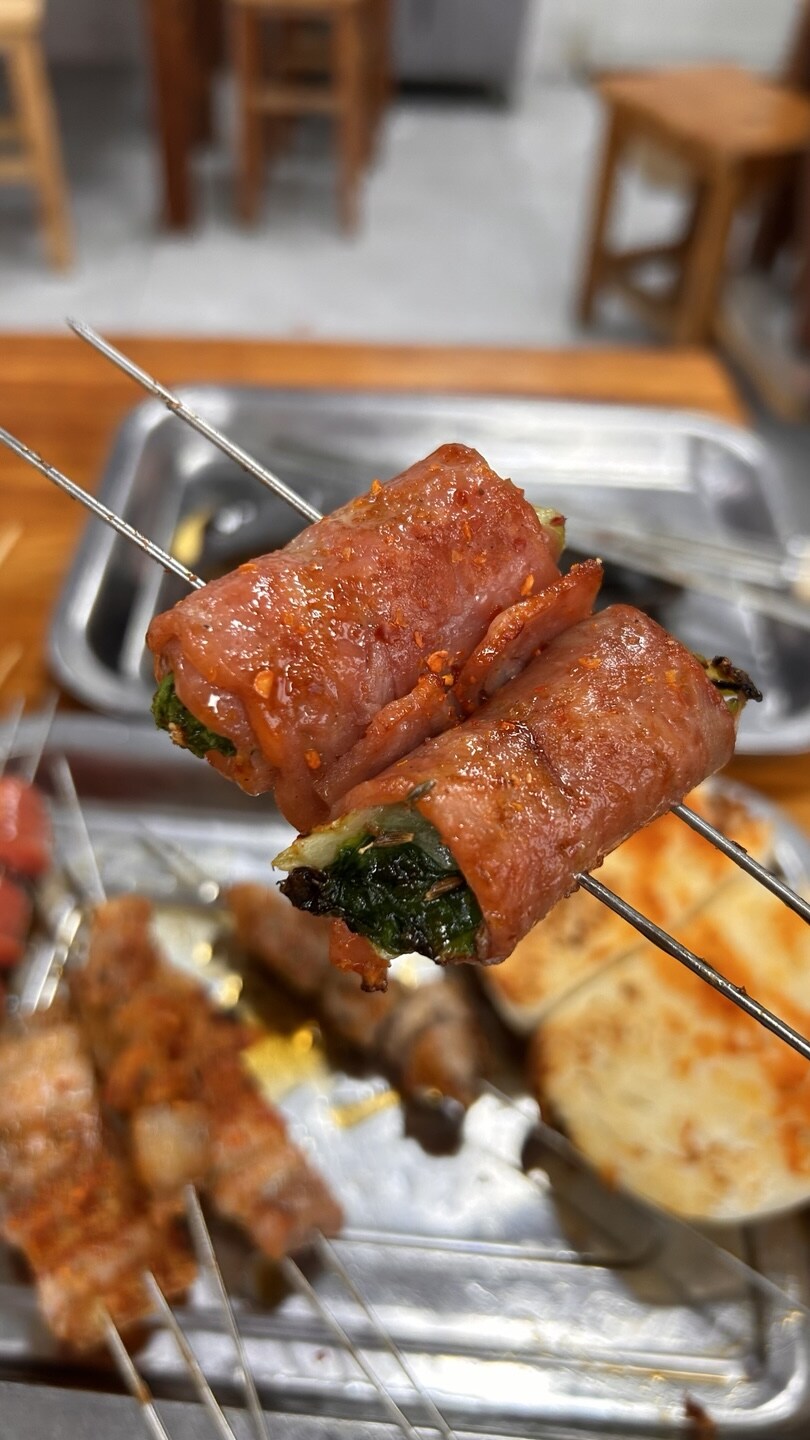 상하이 주택가 한가운데의 쌩로컬 꼬치구이_48.jpg