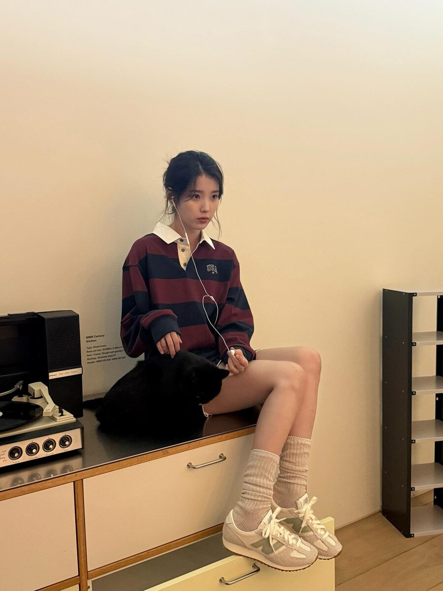 2025.10.01 아이유 인스타그램_3.jpg