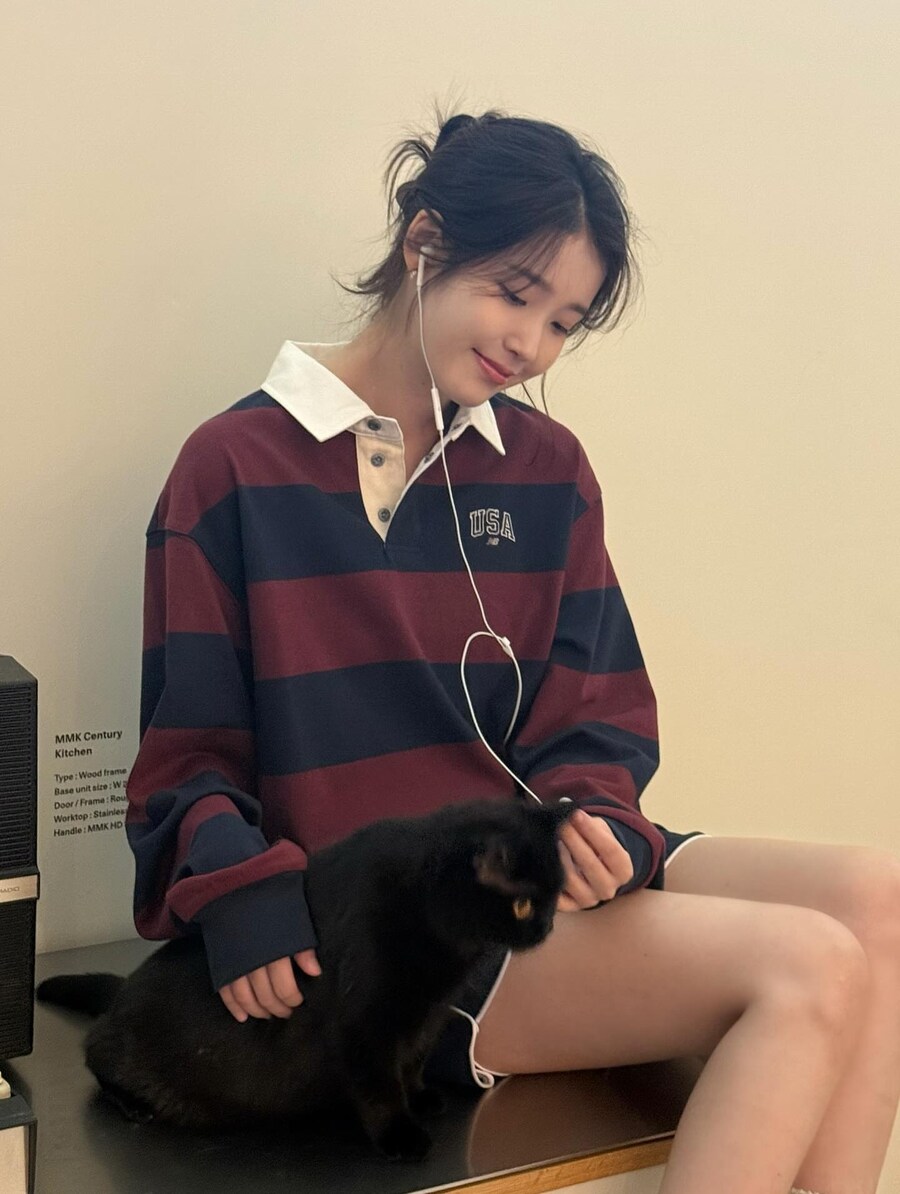 2025.10.01 아이유 인스타그램_4.jpg