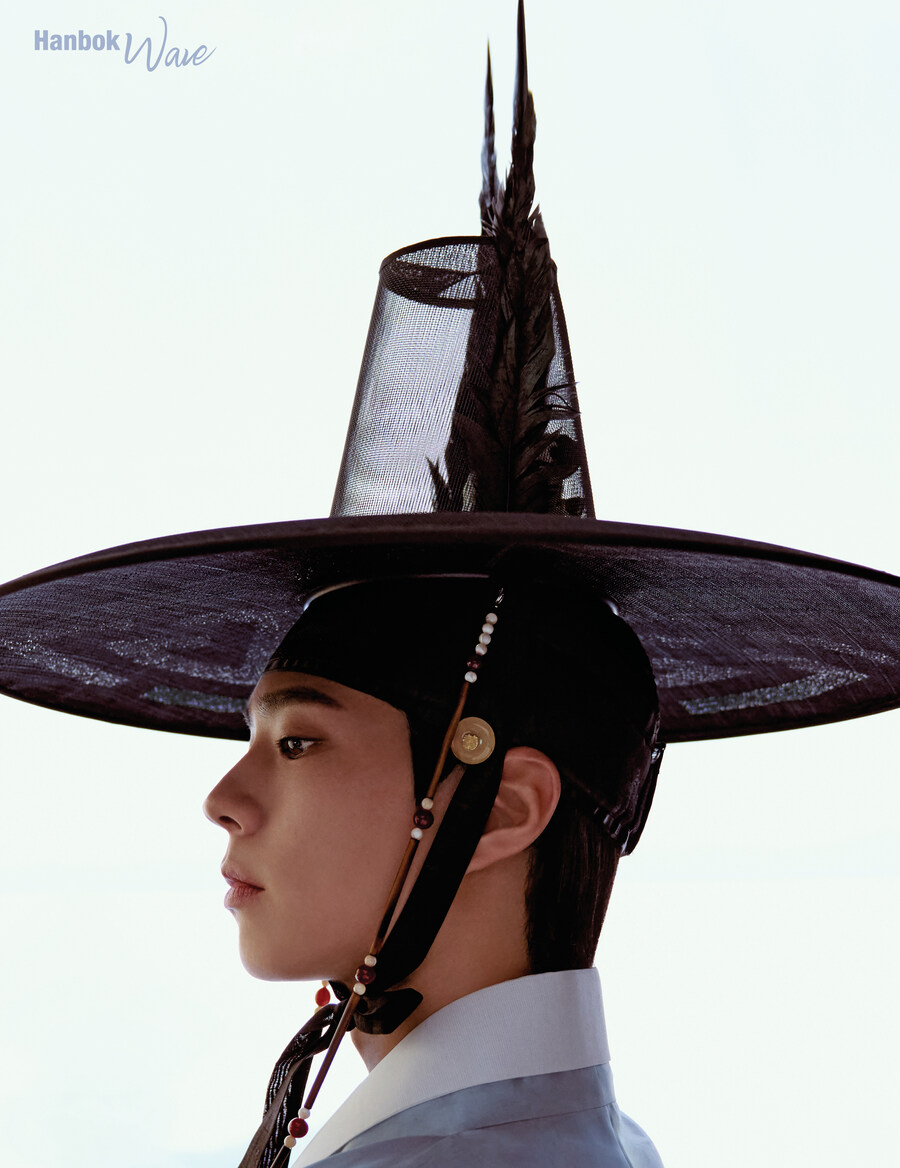 한복 입은 박보검, 추석에 뉴욕 타임스퀘어 전광판 장식_4.jpg
