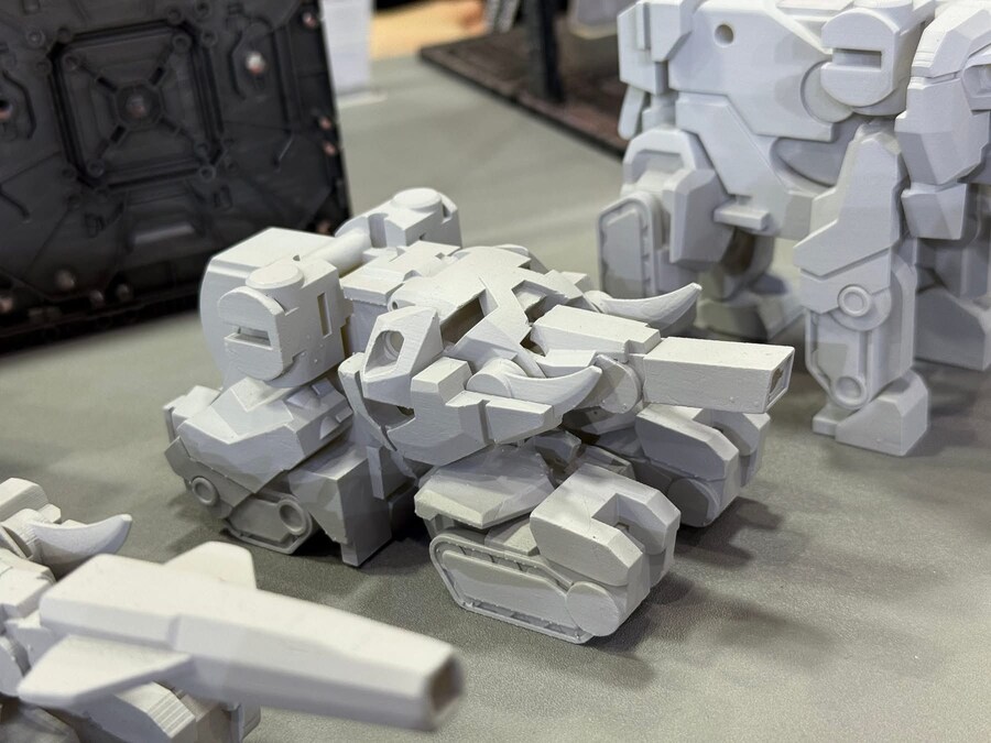 [52토이즈] 완전변형합체 로보포스 시리즈 원형 전시_10.jpg