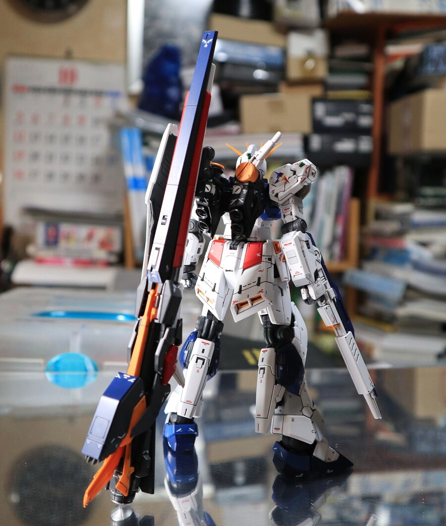 반다이 RG 1/144 후쿠오카 뉴건담 도색완성._6.jpg