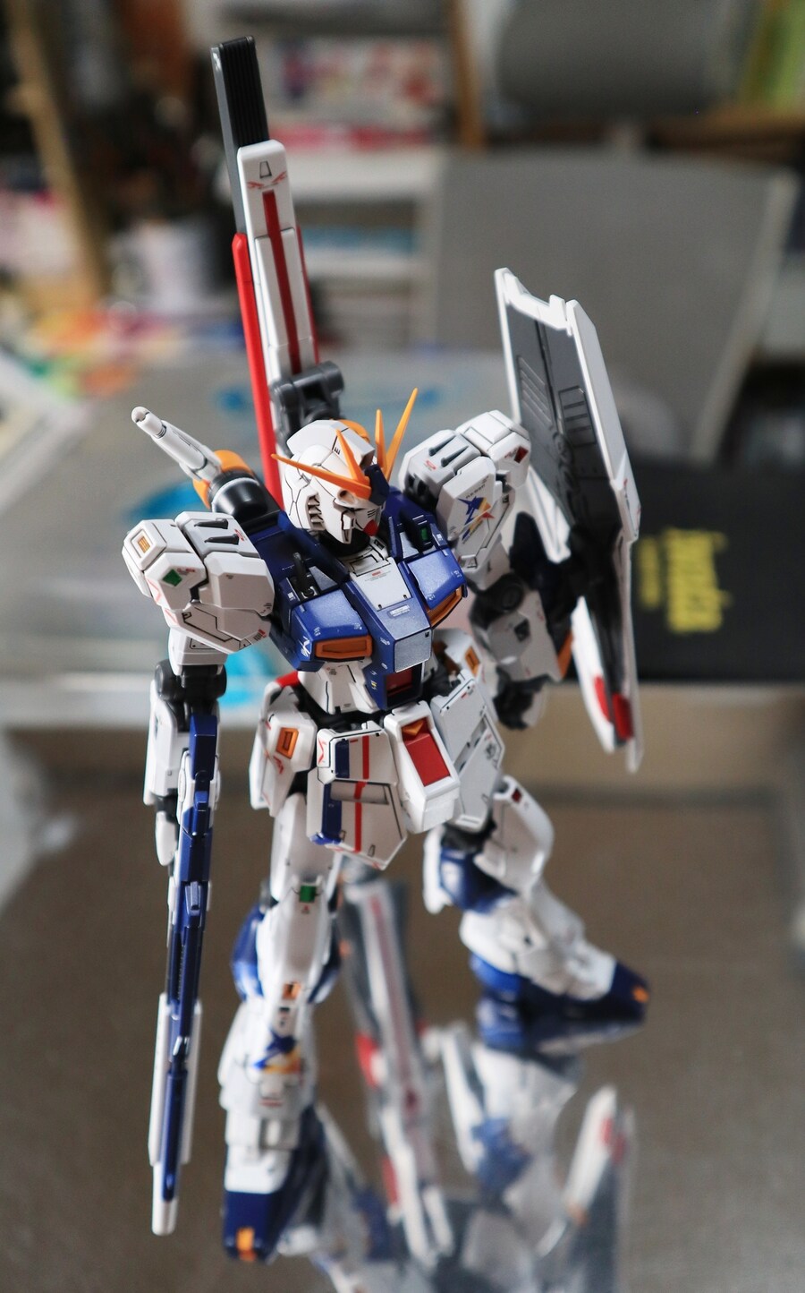 반다이 RG 1/144 후쿠오카 뉴건담 도색완성._9.jpg