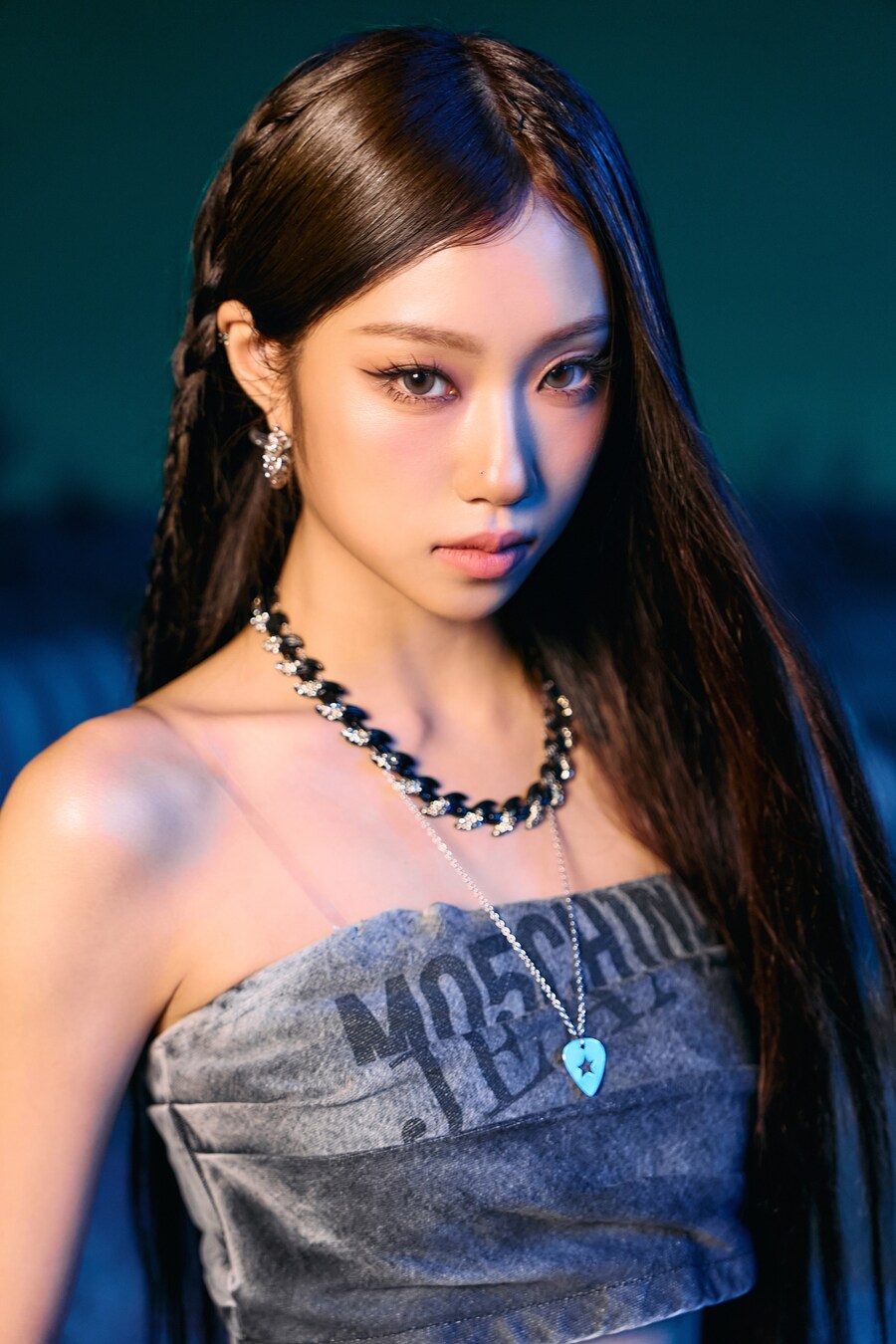 [씬포토] 이즈나 두 번째 미니 앨범 'Not Just Pretty' 1_11.jpg