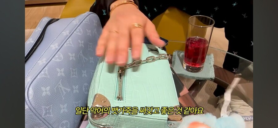 슈퍼카 타는 20살 영앤리치의 하루_39.jpg