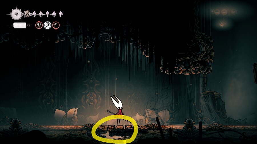 장엄한 문에 있는 실타래 조각 위치_2.png