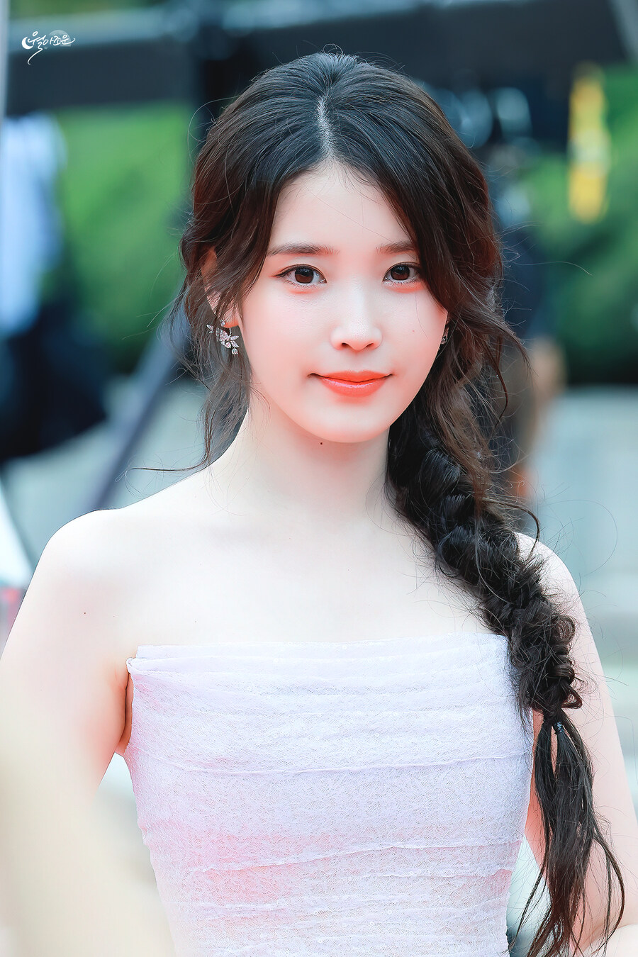 2025.10.02 서울드라마어워즈 아이유(월아조운)_8.jpg