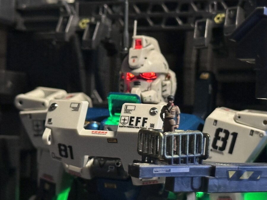 [MG] 건담MS 08소대 EZ-8에 led를_19.jpg