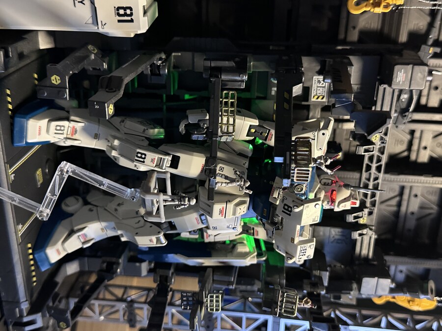 [MG] 건담MS 08소대 EZ-8에 led를_22.jpg