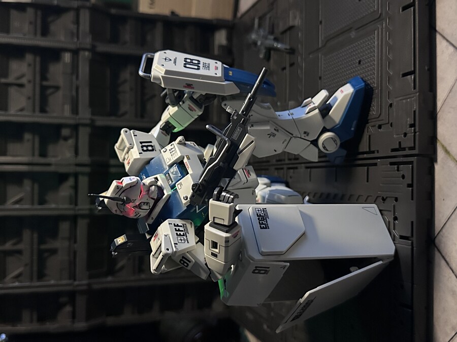 [MG] 건담MS 08소대 EZ-8에 led를_25.jpg