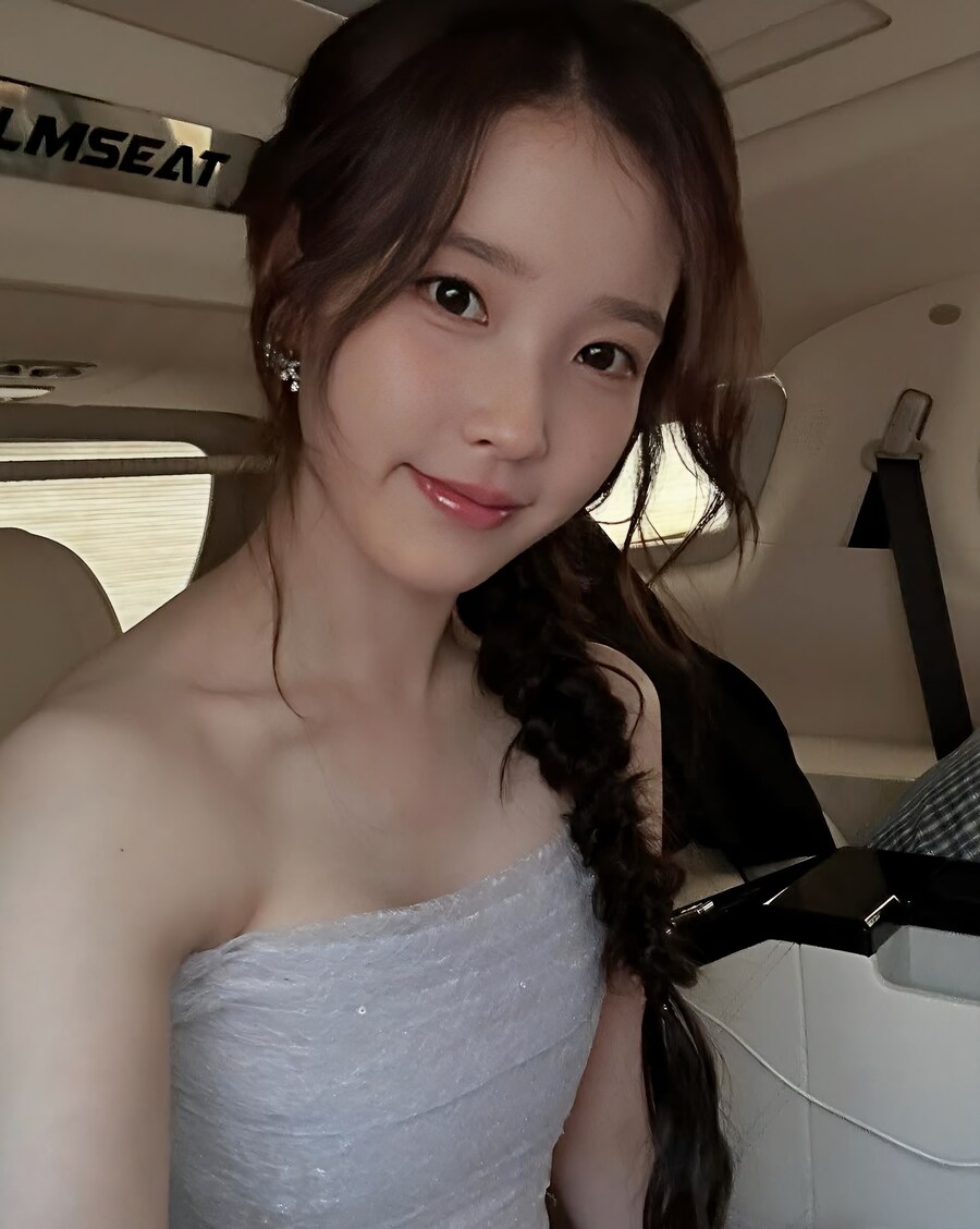 2025.10.06 아이유 인스타그램(서울드라마어워즈 비하인드)_7.jpg