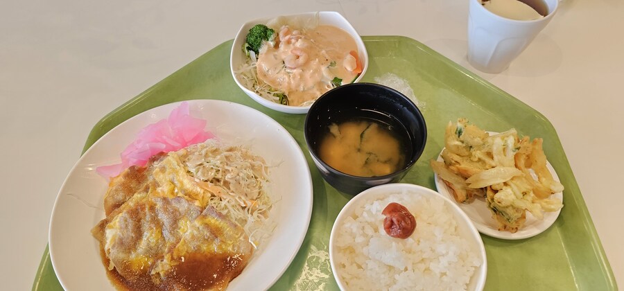 추석이라 회사 식당에서 전나옴_1.jpg