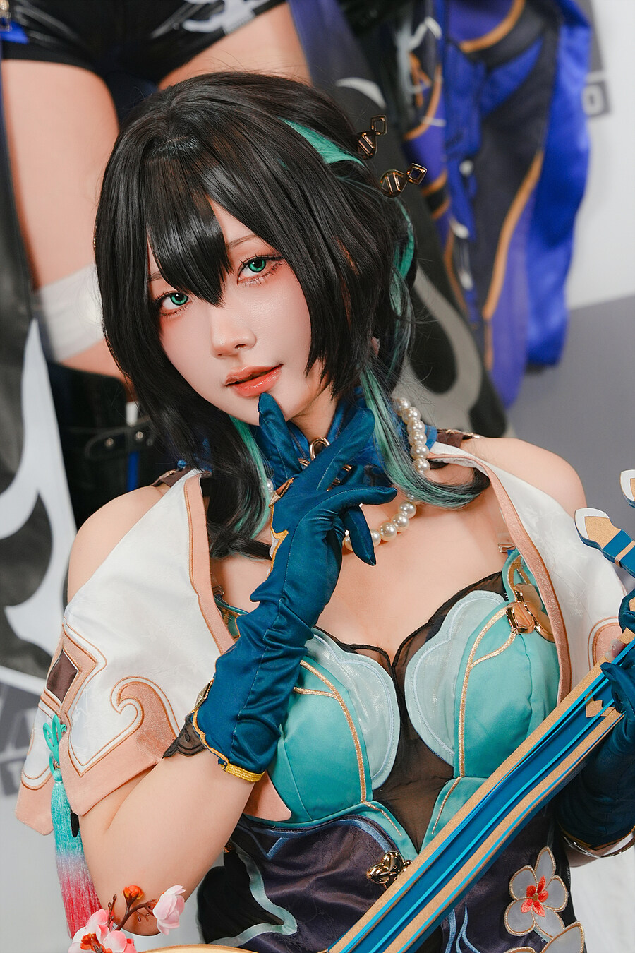 [일페] 관리자 추석 쇠러 갔냐? 찍은 코스프레 사진 몰래 보고 갈래?_25.jpg