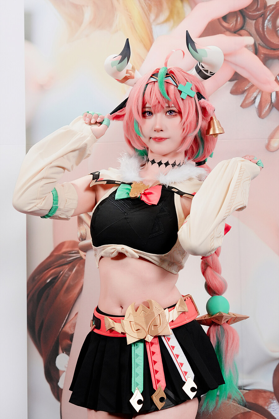 [일페] 관리자 추석 쇠러 갔냐? 찍은 코스프레 사진 몰래 보고 갈래?_33.jpg