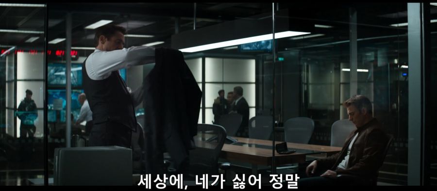[MCU]하워드에게 캡틴 이야기만 질리도록 들었던 토니_4.jpg