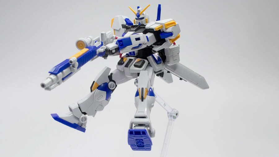 [HGUC] 결국 써보지 못한 한방의 힘! 건담 4호기_13.jpg