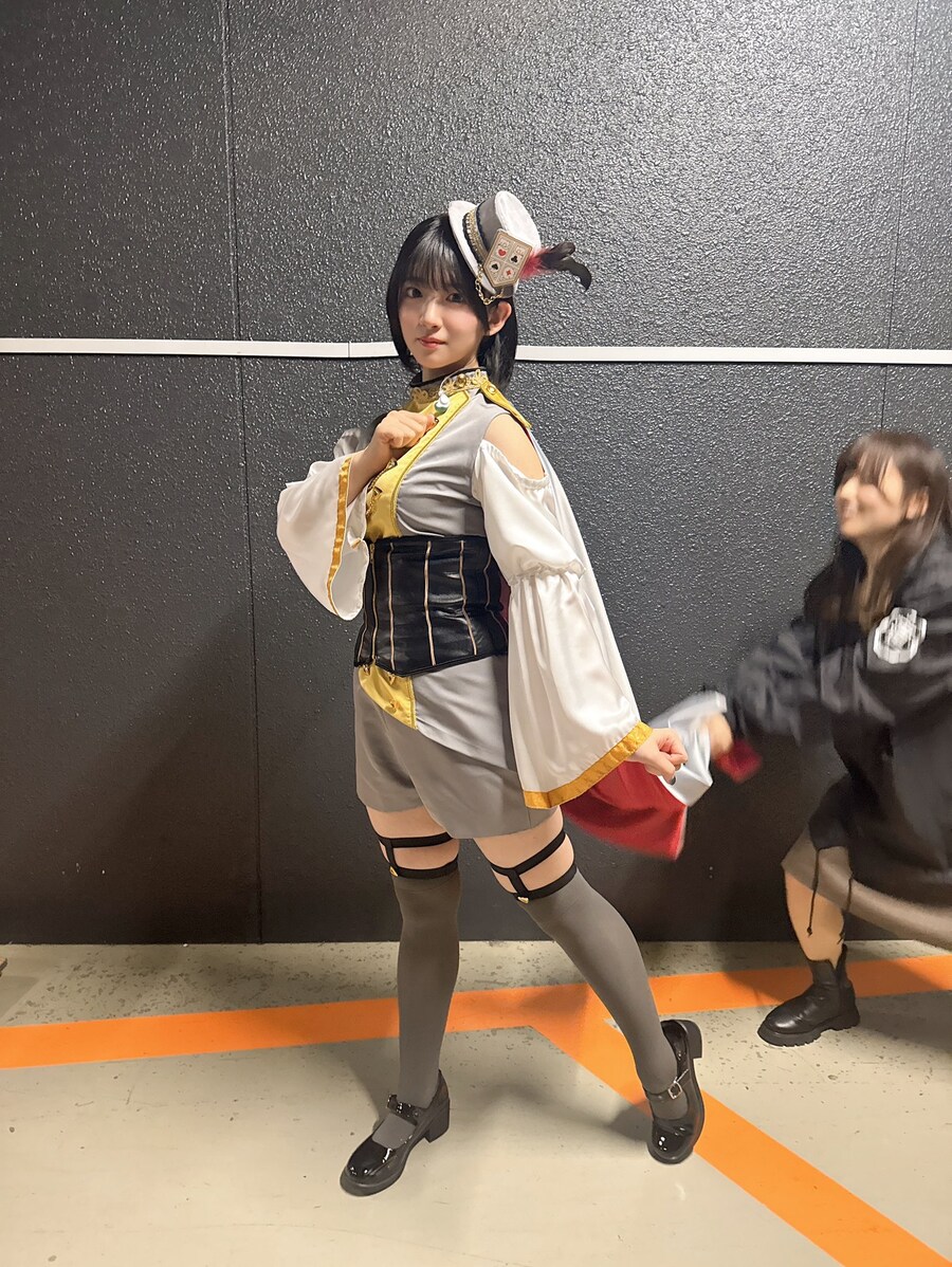 [성우] 라이브마다 특이한 컨셉샷을 찍는.._1.jpg