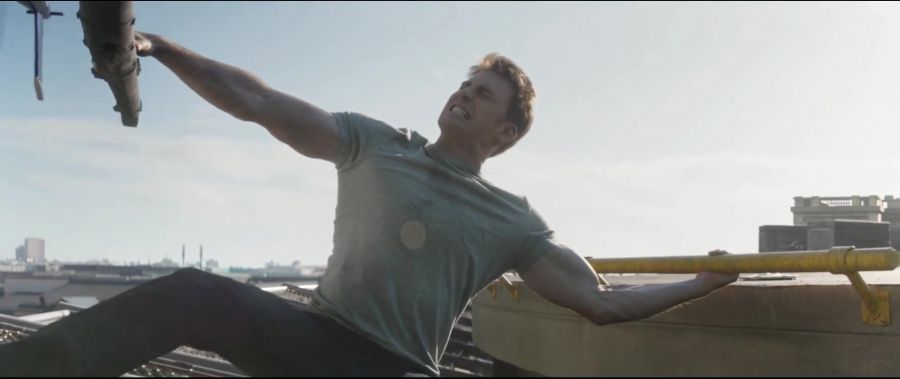 [MCU]캡틴의 괴력을 볼수 있는 장면_5.jpg