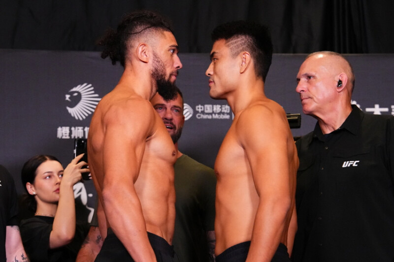 UFC) 멋진 기술을 따라해보고 싶었던 남자.GIF_2.jpg