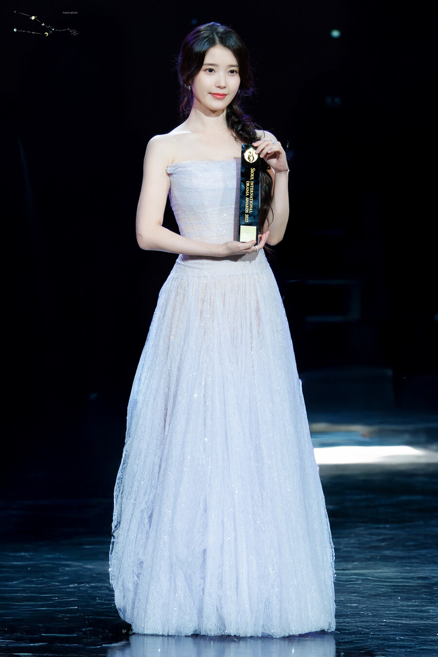 2025.10.02 서울드라마어워즈 아이유 시상식(땡촐이)_15.jpg