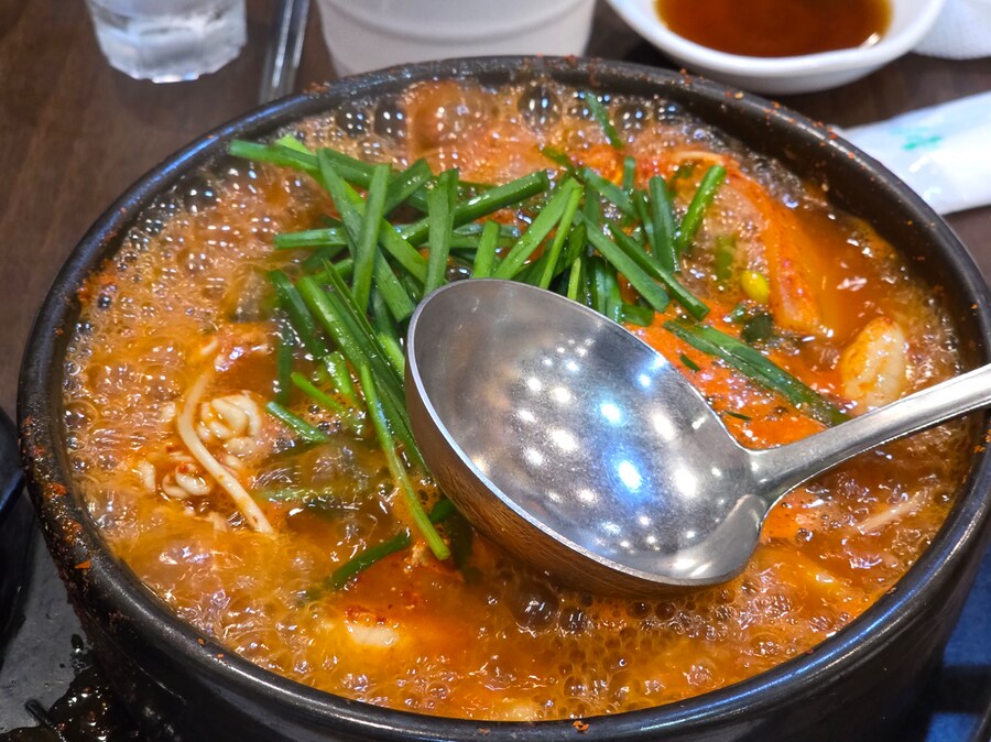 불러주는 이들이 있어 좋은 밤_6.png