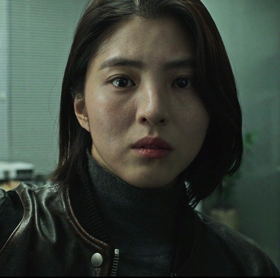 미녀 배우가 험한배역 하면 미모 이정도로 낮아지는데_1.jpg