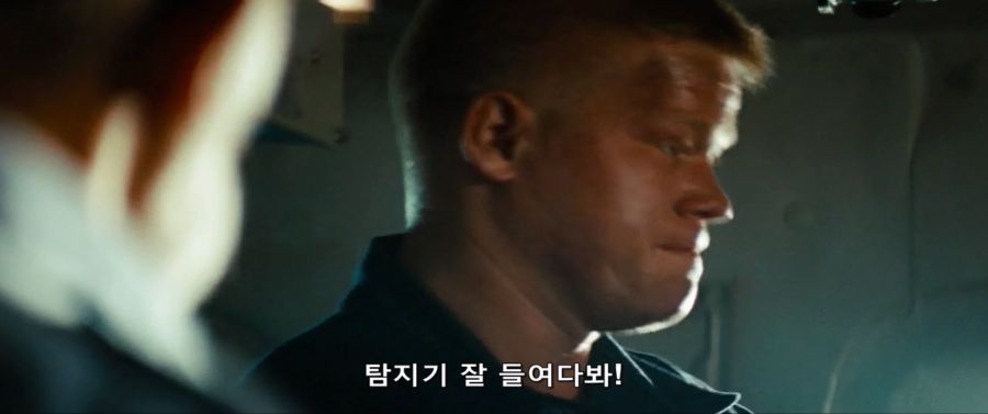 영화속 퇴역 군함선으로 외계인 함대를 박살내다_17.jpg
