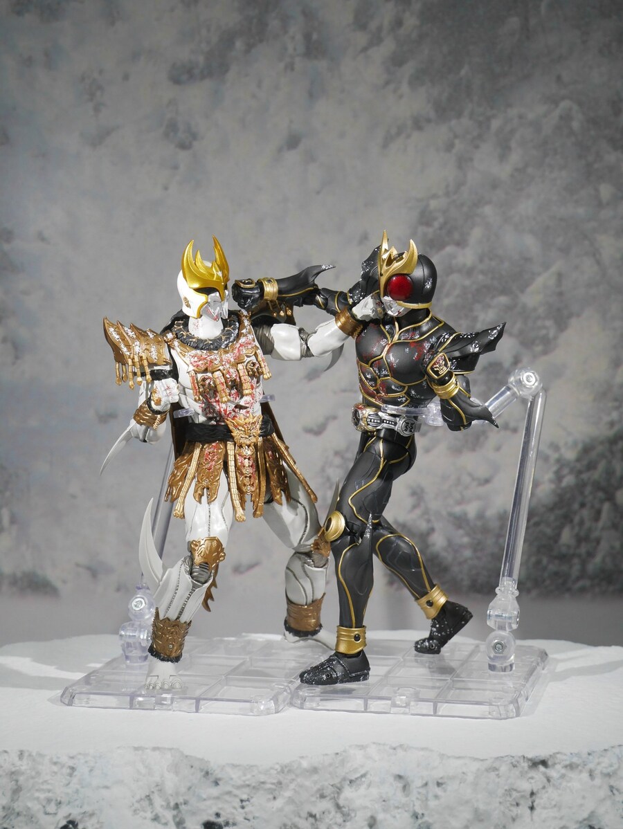 [반다이] S.H.Figuarts(진골조제법) 가면라이더 쿠우가 사투 전시 이미지_1.jpg