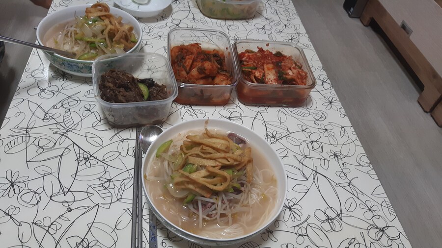 잔치국수 (10월 11일)_1.jpg