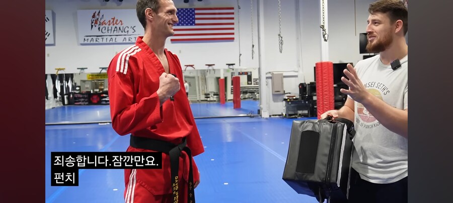 각 무술 기술들 파워측정(복싱,태권도,무에타이,가라데.카포에라)_25.jpg