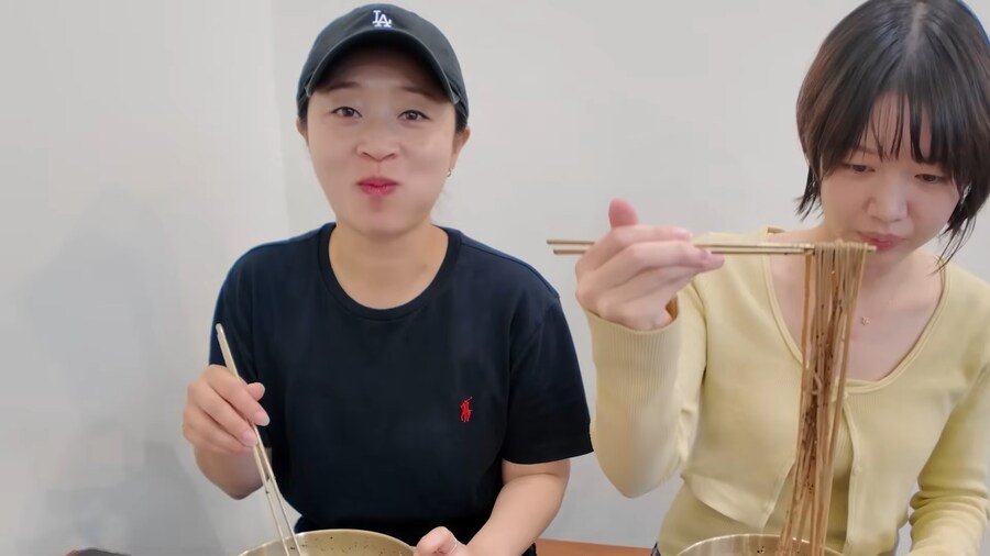 유튜브) 들기름 막국수를 모르는 유튜버_44.png