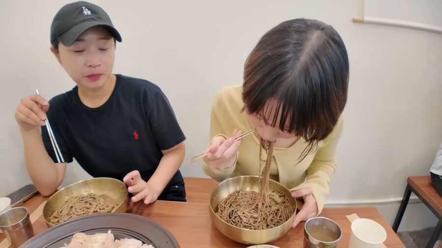 유튜브) 들기름 막국수를 모르는 유튜버_45.png