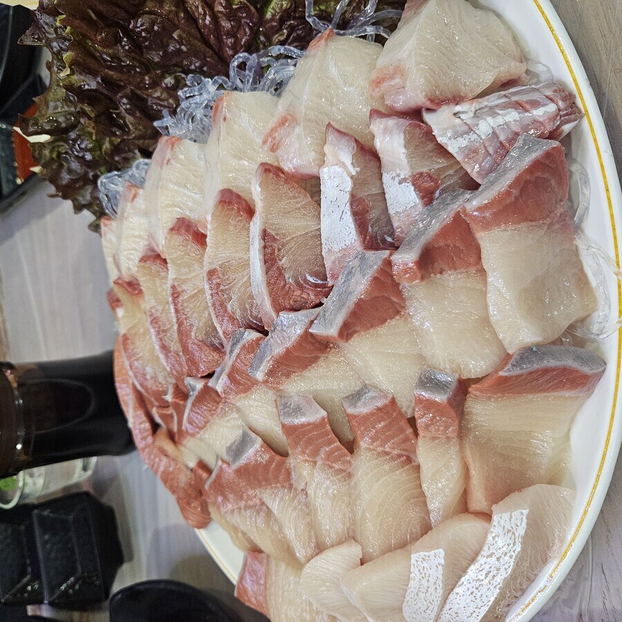 야식 먹을 시간입니다_19.jpg