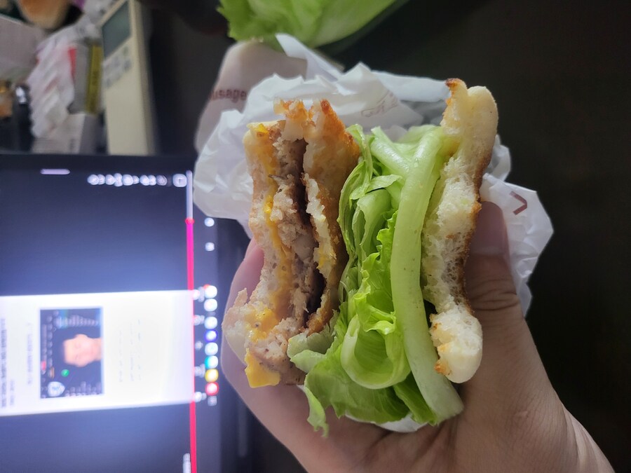 (맥모닝) 외노자 주말아침의 행복 메뉴_8.jpg