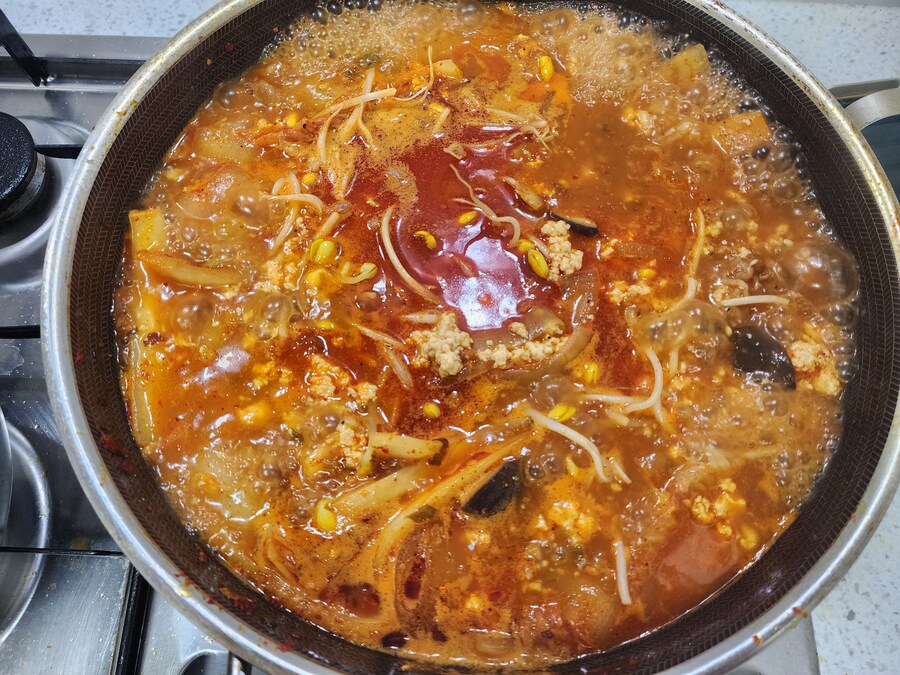 와이프가 아점으로 짬뽕순두부 먹고 싶다 해 만들어봄_1.jpg