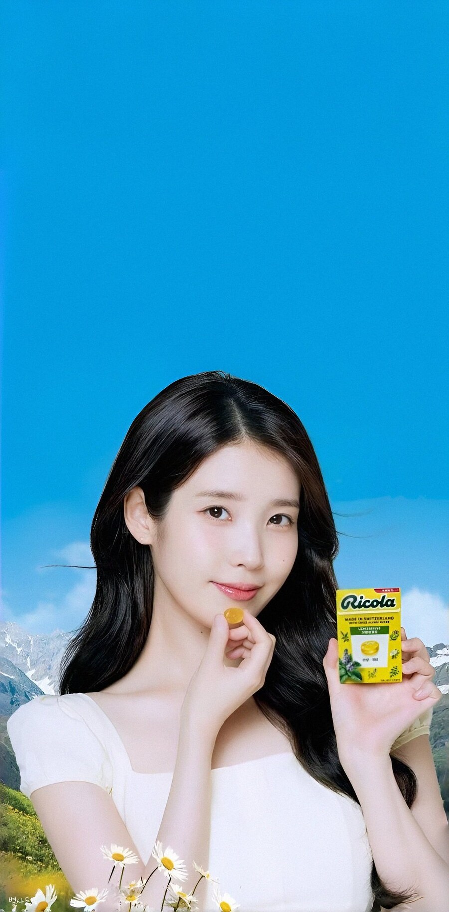 리콜라 새 광고 사진_4.jpg
