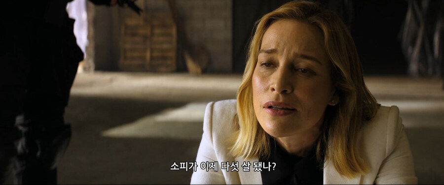 가족은 살려줄께하는 클리셰 존나 지겹네_2.jpg